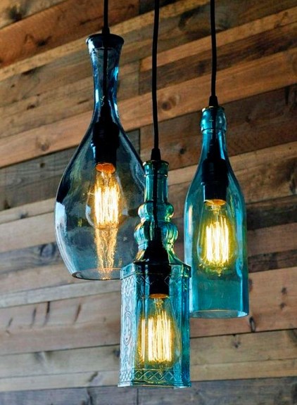 lustre-com-garrfas-de-vidro